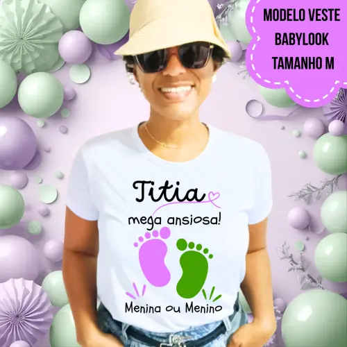 Camiseta Titia Mega Ansiosa Pezinhos Lilás E Verde