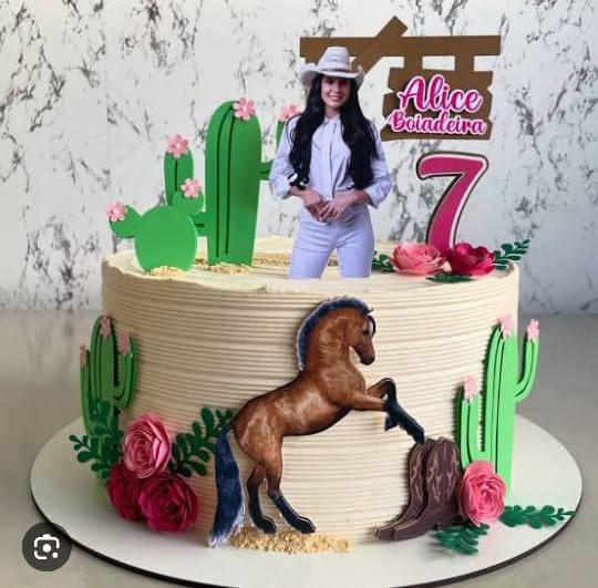 Arquivo de corte topo de bolo ANA CASTELA