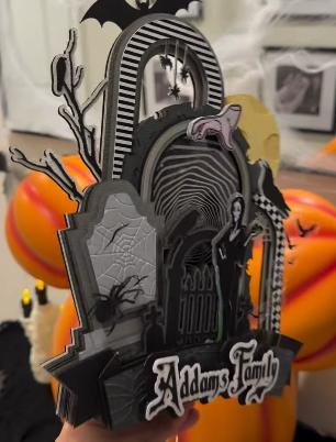 Arquivo de corte topo de bolo Wandinha