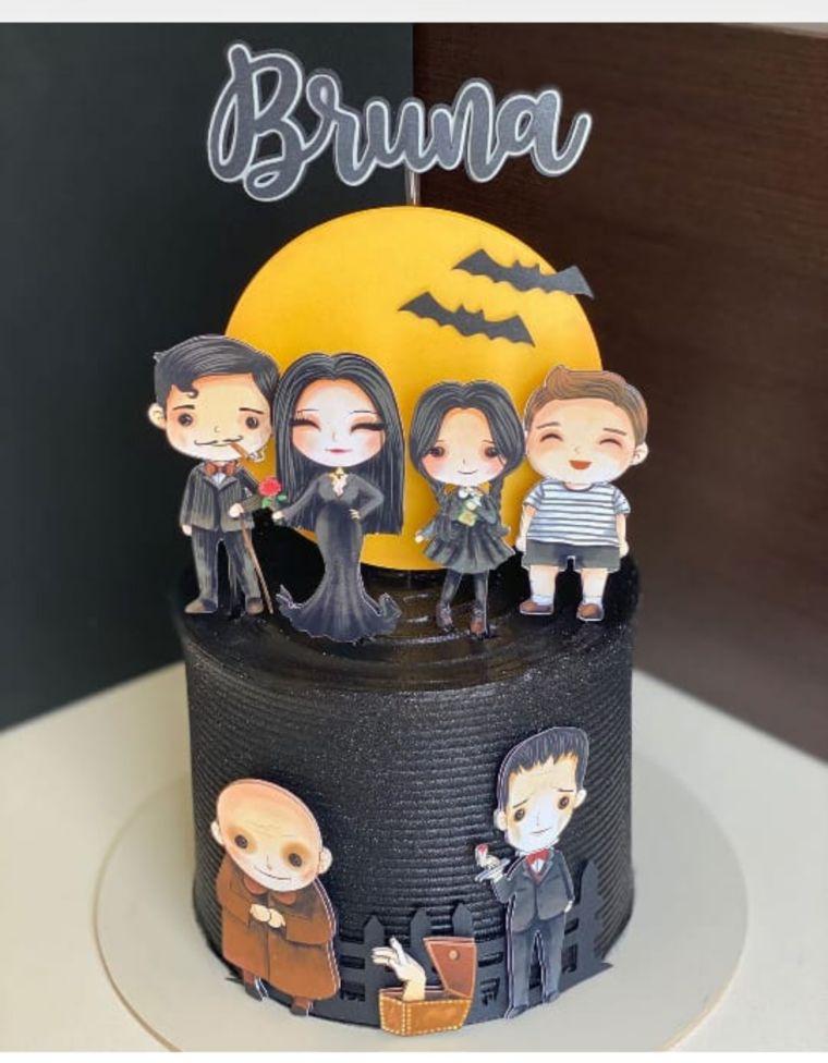 Arquivo de corte topo de bolo Wandinha