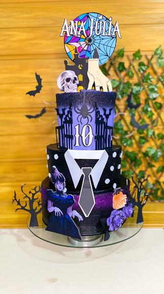 Arquivo de corte topo de bolo Wandinha