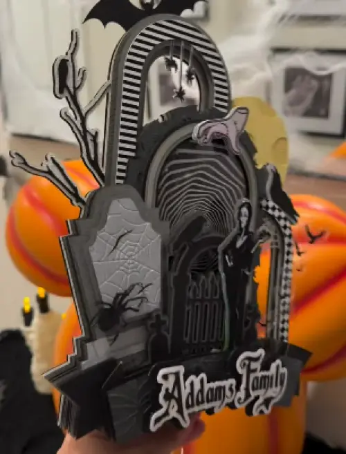 Arquivo de corte topo de bolo Wandinha