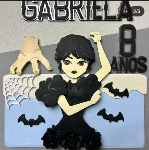 Arquivo de corte topo de bolo Wandinha