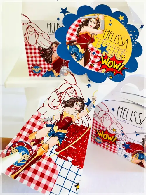Kit Mulher Maravilha-SA| Festa Infantil | Kit Econômico Pegue e Monte |36 Peças