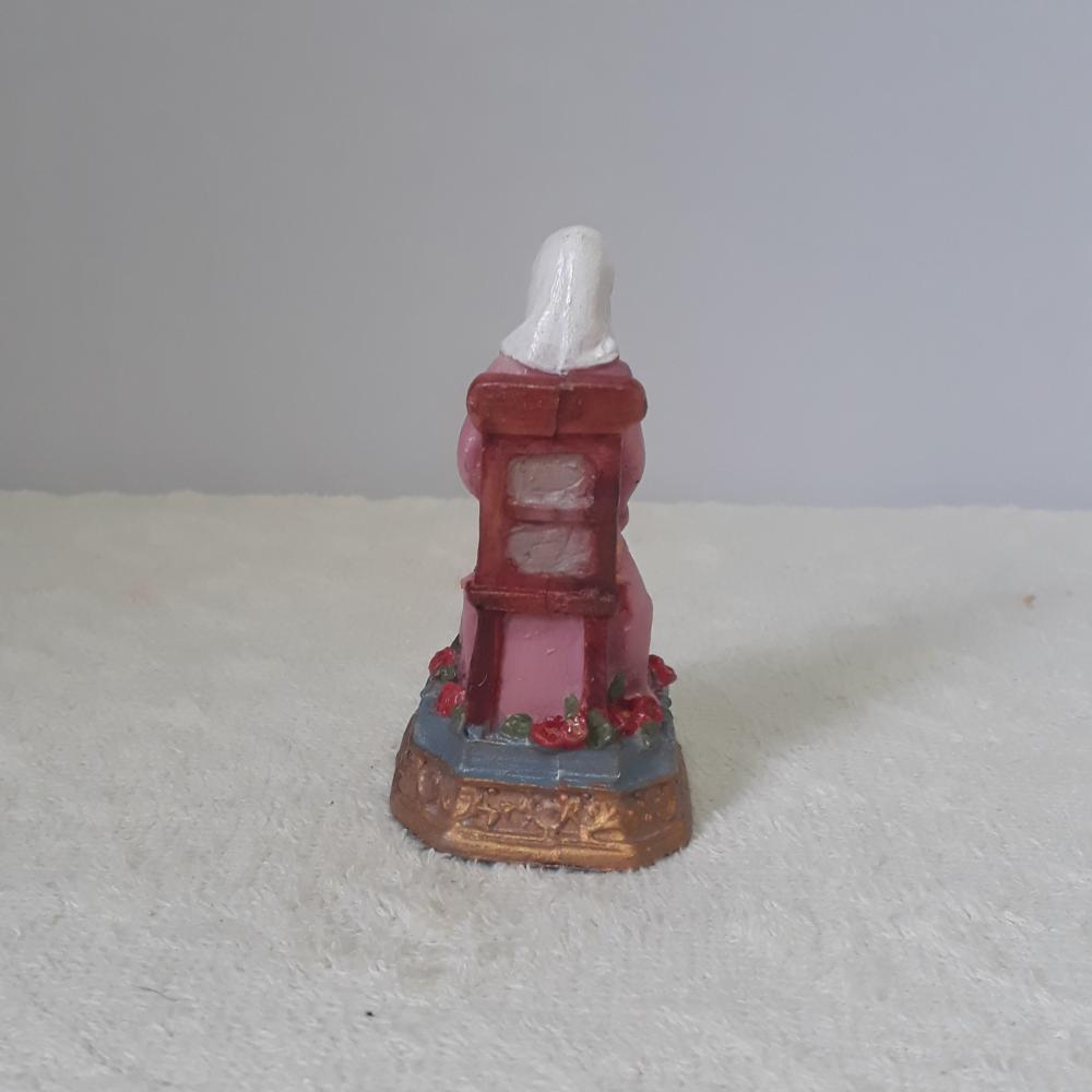 Imagem de Beata Nhá Chica em Resina