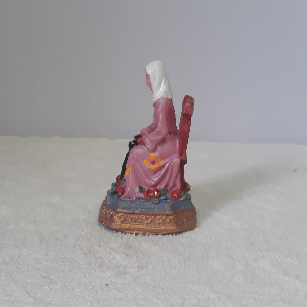 Imagem de Beata Nhá Chica em Resina