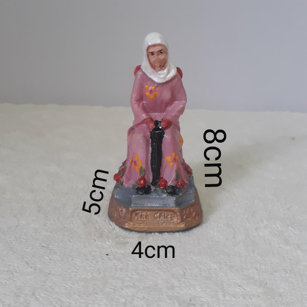 Imagem de Beata Nhá Chica em Resina