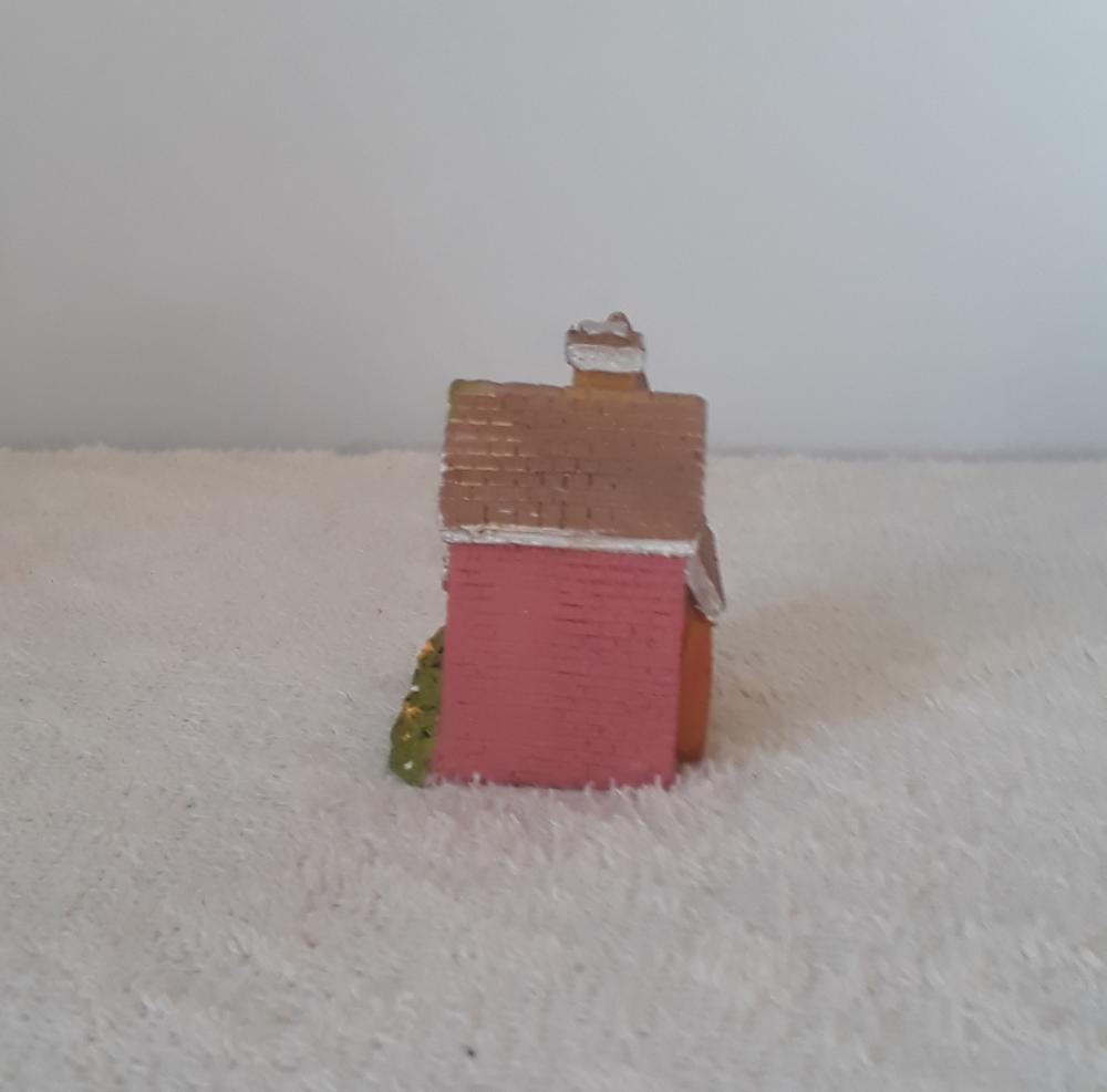 Casa Alemã Miniatura de Resina