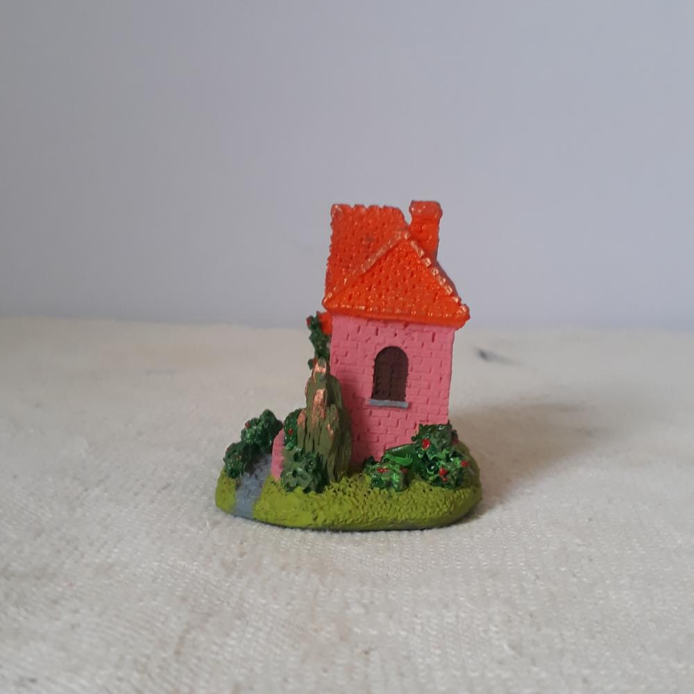 Casa Miniatura de Resina