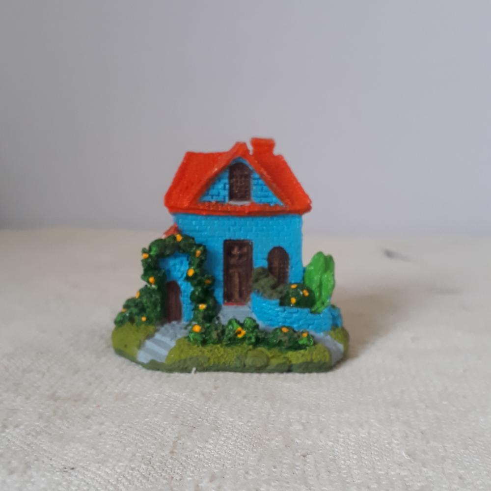 Casa Miniatura de Resina