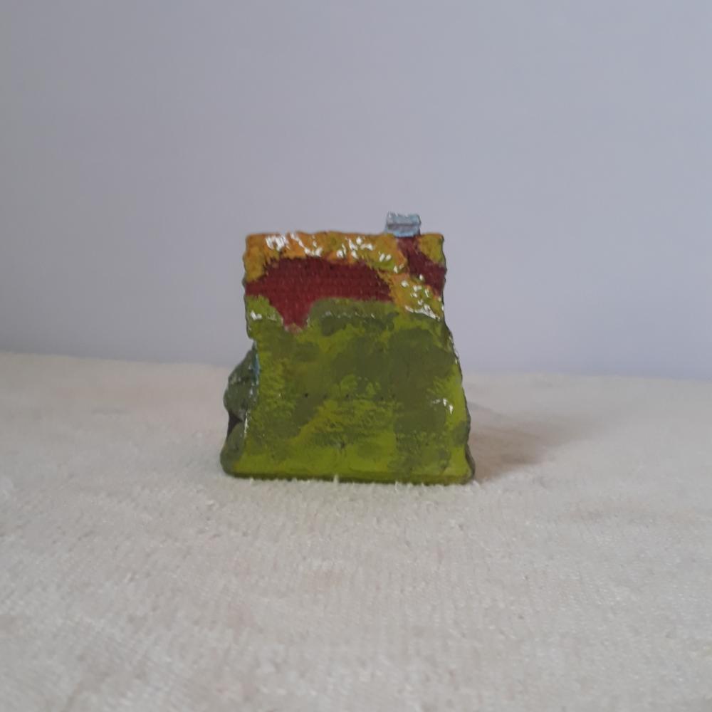 Casa Miniatura de Resina azul pintada