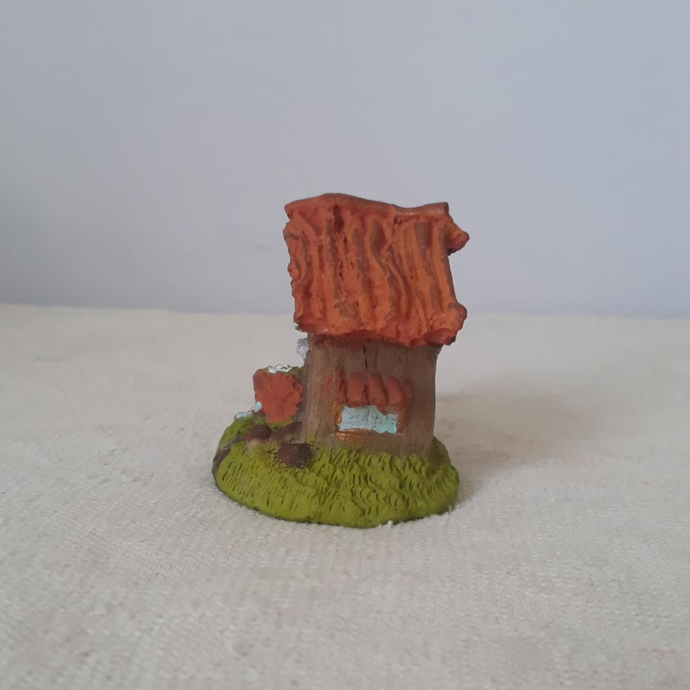 Casa de campo miniatura de resina