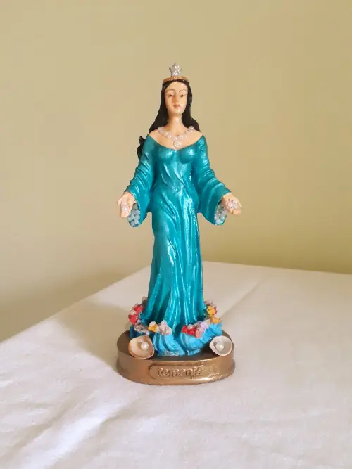 Imagem Iemanjá 16cm – Resina e Pintada à Mão