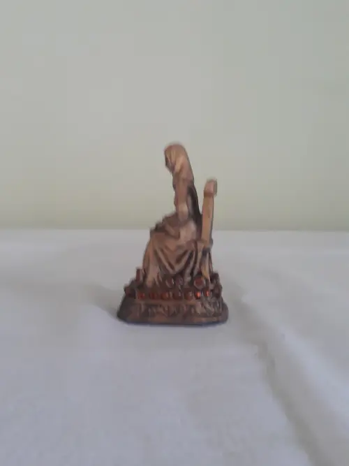 Imagem de Nhá Chica em Resina