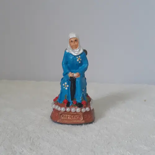 Imagem de Nhá Chica em Resina