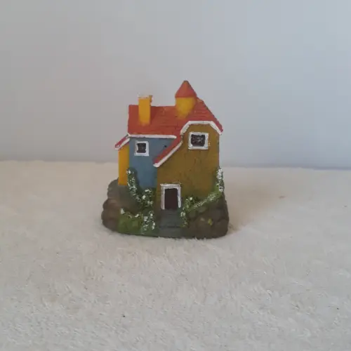 Casa contemporânea miniatura colecionável