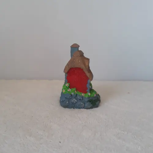 Casa Vermelha Miniatura de Resina