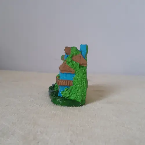 Casa Miniatura de Resina azul pintada