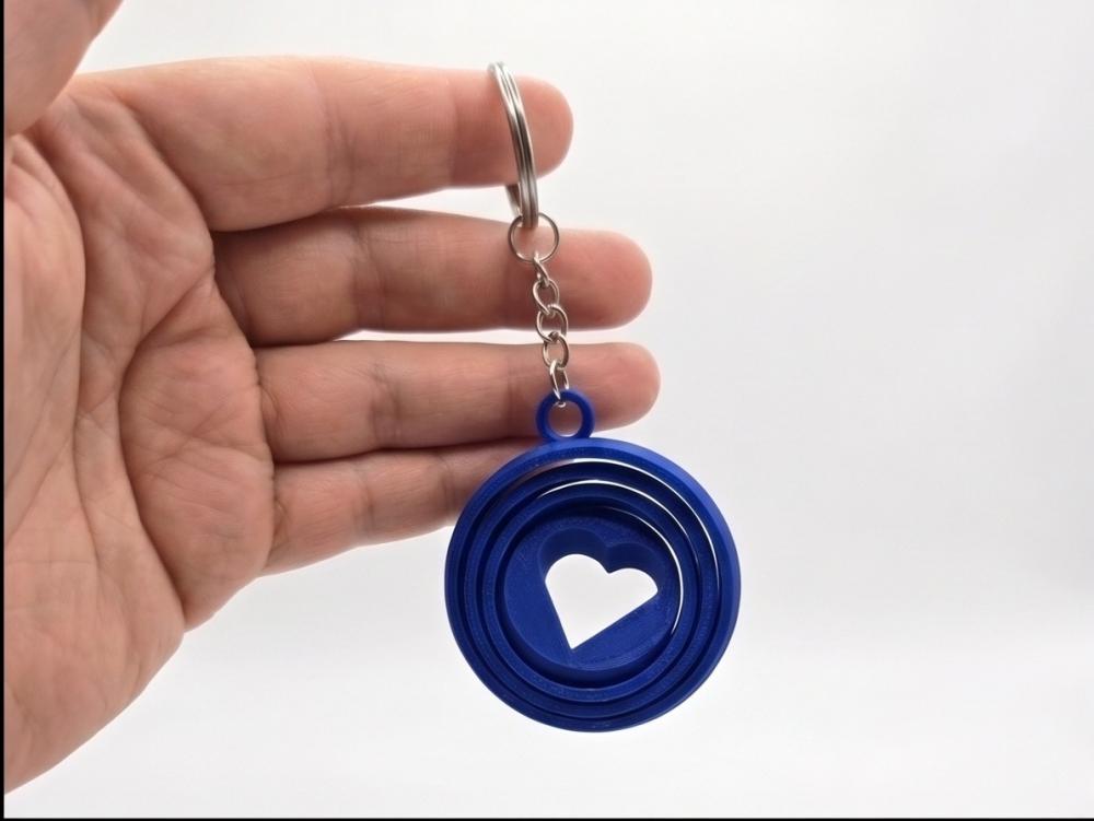 Chaveiro Fidget Coração Giratório - Presente Criativo Dia dos