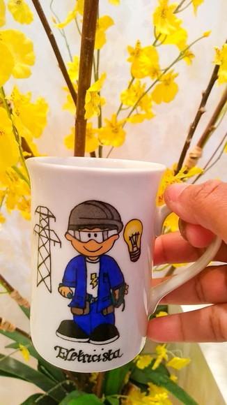 Caneca Personalizada Profissões - Eletricista
