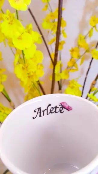 Caneca Florida Personalizada com Nome na Parte Interna