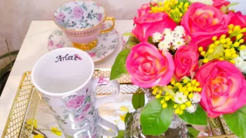 Caneca Florida Personalizada com Nome na Parte Interna