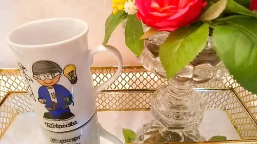 Caneca Personalizada Profissões - Eletricista