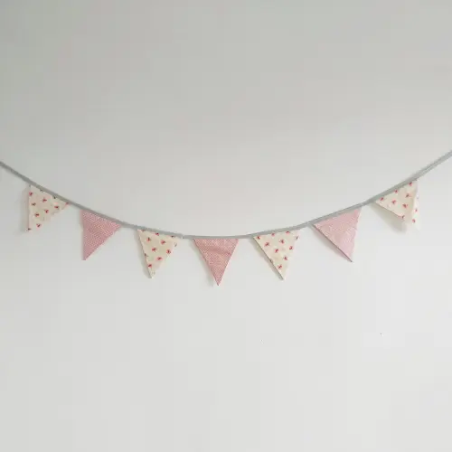 Bandeirinhas Em Tecido Decoração Mia