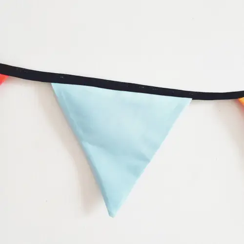 Bandeirinhas em Tecido Mix Microfibra Cores