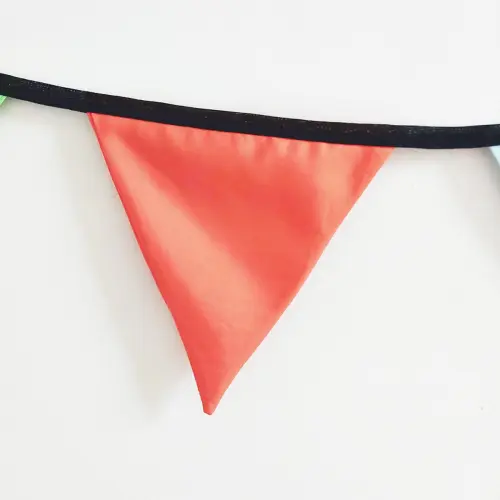 Bandeirinhas em Tecido Mix Microfibra Cores