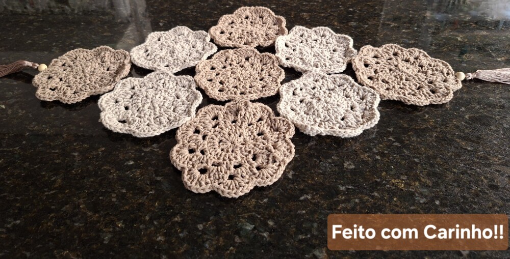 TRILHO DE MESA TURCO CROCHÊ