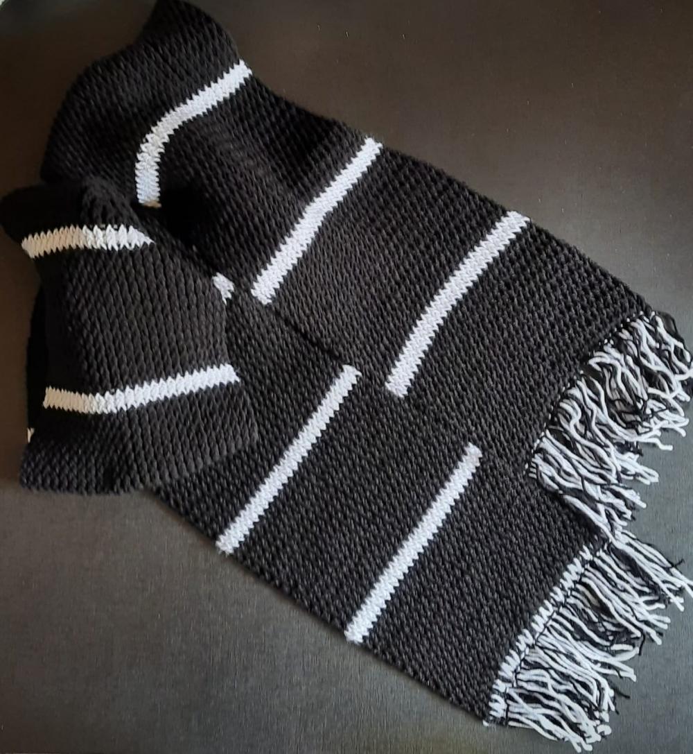 Cachecol Preto e Branco