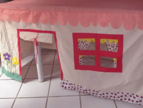 Toalha de Mesa Vira Casinha Corujinha