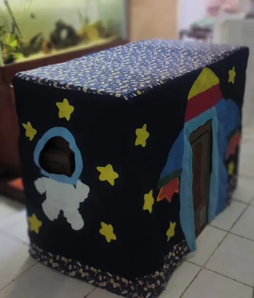 Toalha de Mesa Vira Casinha Foguete Espacial
