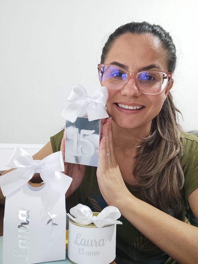 Esdra Martins Personalização