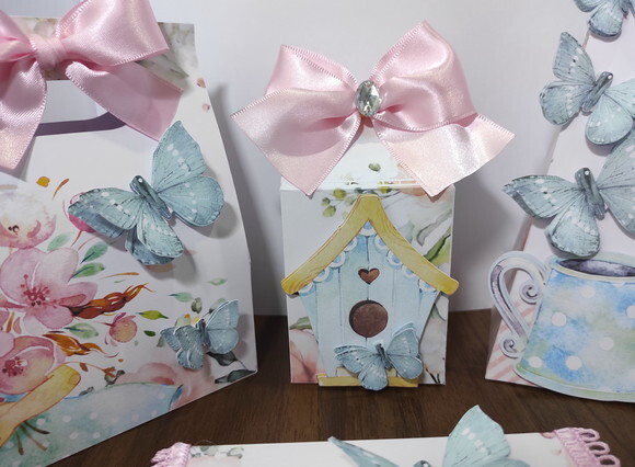 Caixa Milk Box Jardim Encantado