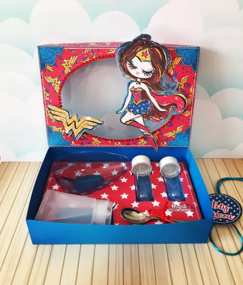 Arquivo de Corte Caixa Mini Confeiteiro Mulher Maravilha 01 - STU