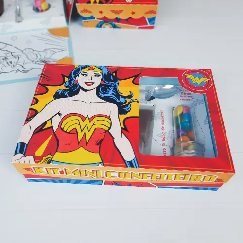 Arquivo de Corte Caixa Mini Confeiteiro Mulher Maravilha 05 - STUDIO/PDF