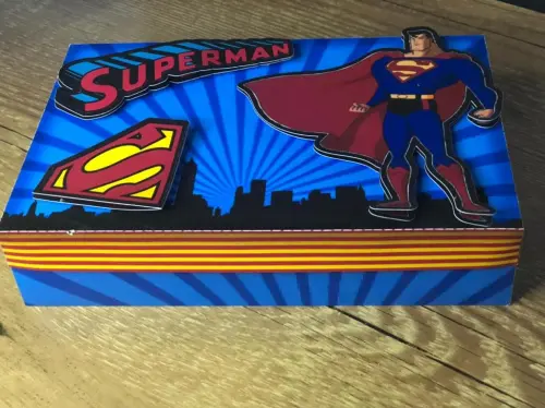Arquivo de Corte Caixa Mini Confeiteiro Superman 03 - STUDIO/PDF