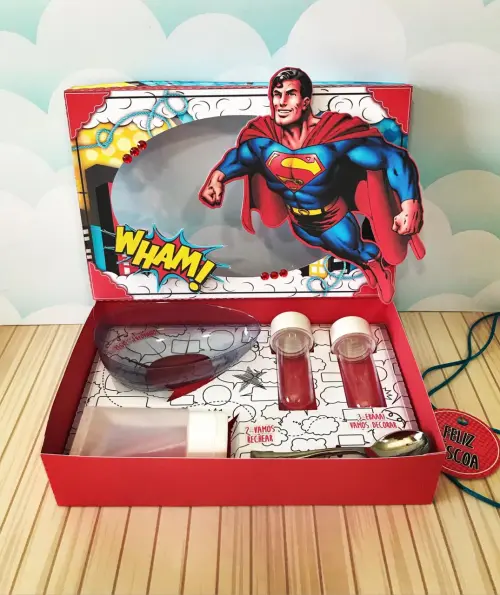 Arquivo de Corte Caixa Mini Confeiteiro Superman 04 - STUDIO/PDF/