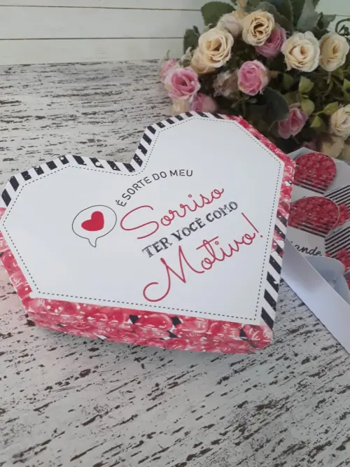 Arquivo de Corte Caixa Coração 22 -6 doces- Dia dos Namorados - Studio/PDF