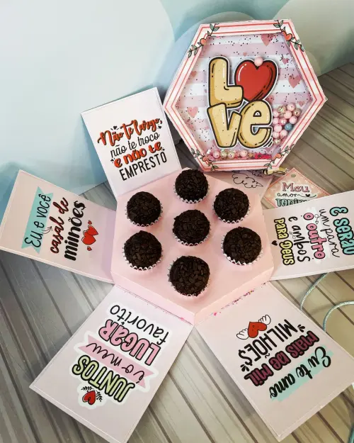Arquivo de Corte Caixa Explosão 7 Doces 07 - Dia dos Namorados - Studio/PDF