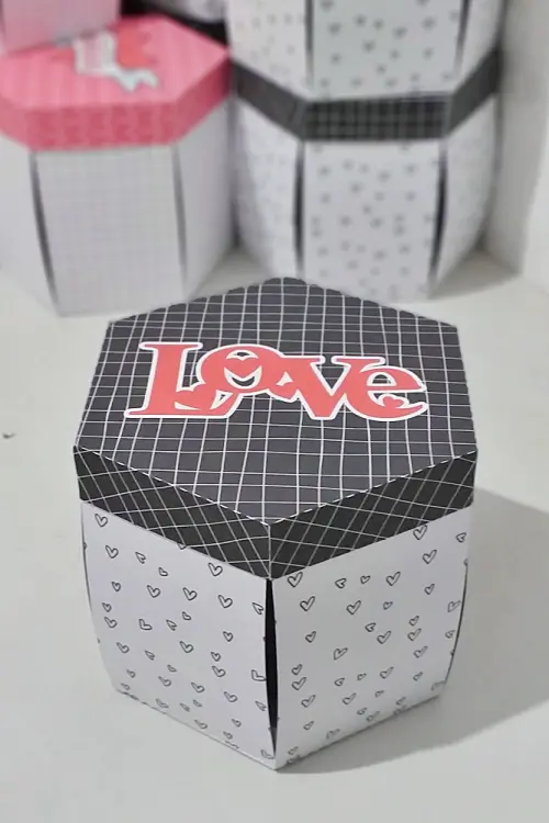 Arquivo de Corte Caixa Explosão Doces, Caneca e Mini Bolo 03 - D
