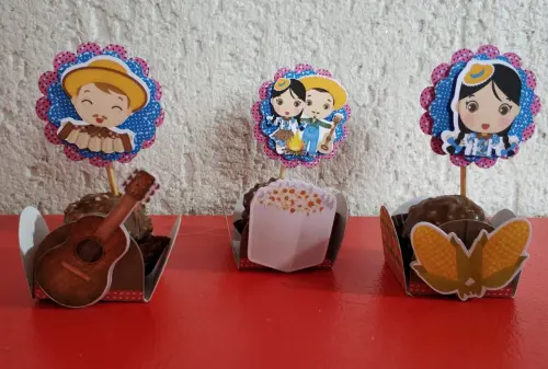 Arquivo de Corte Forminhas e Toppers 01 - Festa Junina - STUDIO/PDF