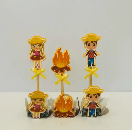 Arquivo de Corte Forminhas e Toppers 03 - Festa Junina - STUDIO/PDF