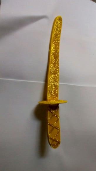 Espada Ninjago dourada
