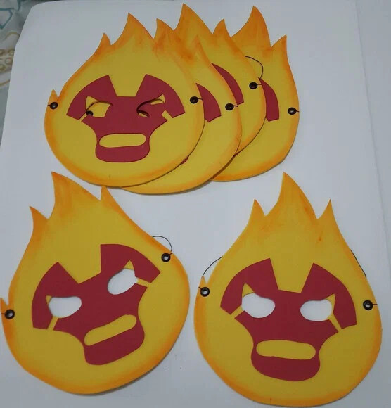 Lembrancinha Máscaras Chama ,ben 10