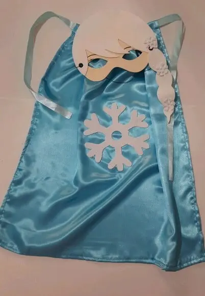 Máscara e Capa de Cetim Frozen