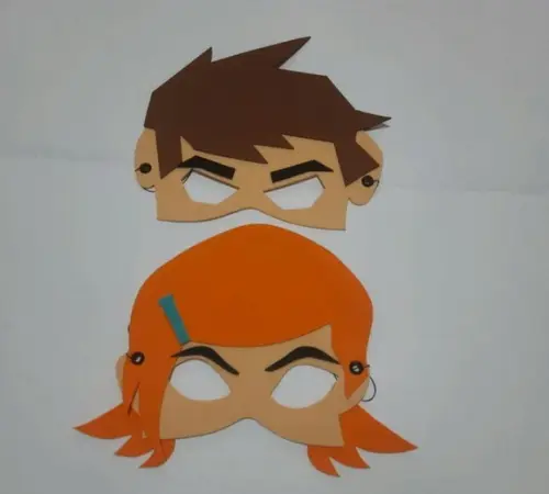 60 Máscaras Ben 10 e Gwen