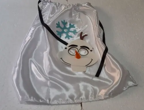 Máscara e Capa de Cetim Olaf Frozen